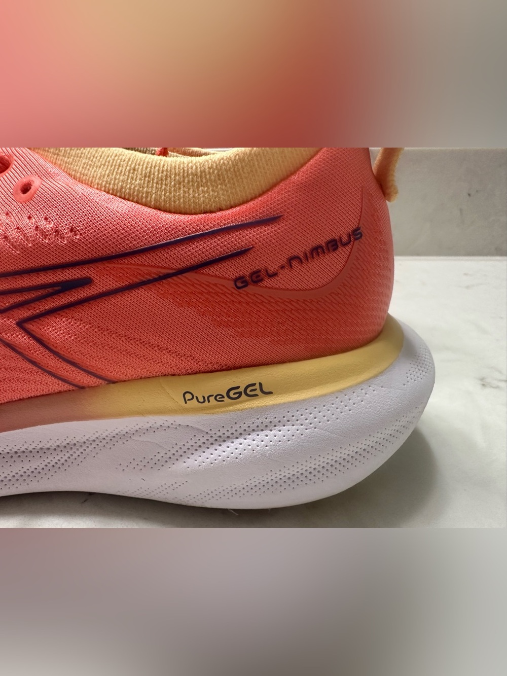 ASICS WOMEN'S GEL-NIMBUS 25, 9.5 - Picture 9 of 10